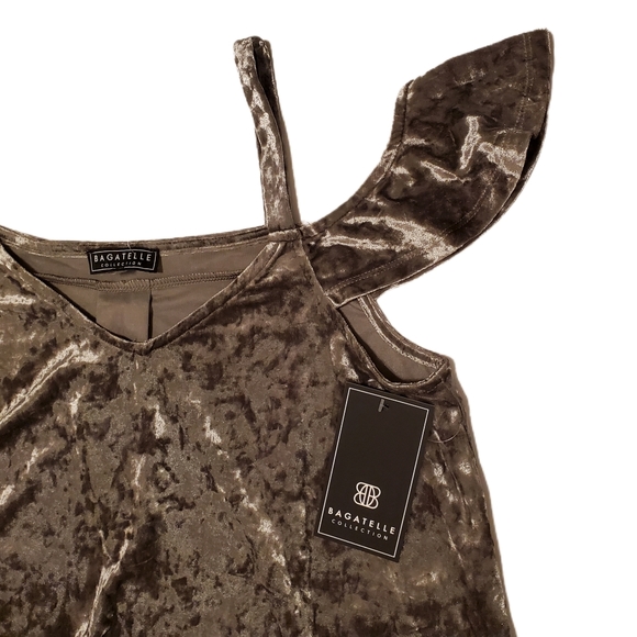 Bagatelle Crushed Velvet Cold Shoulder Top - Picture 4 of 13